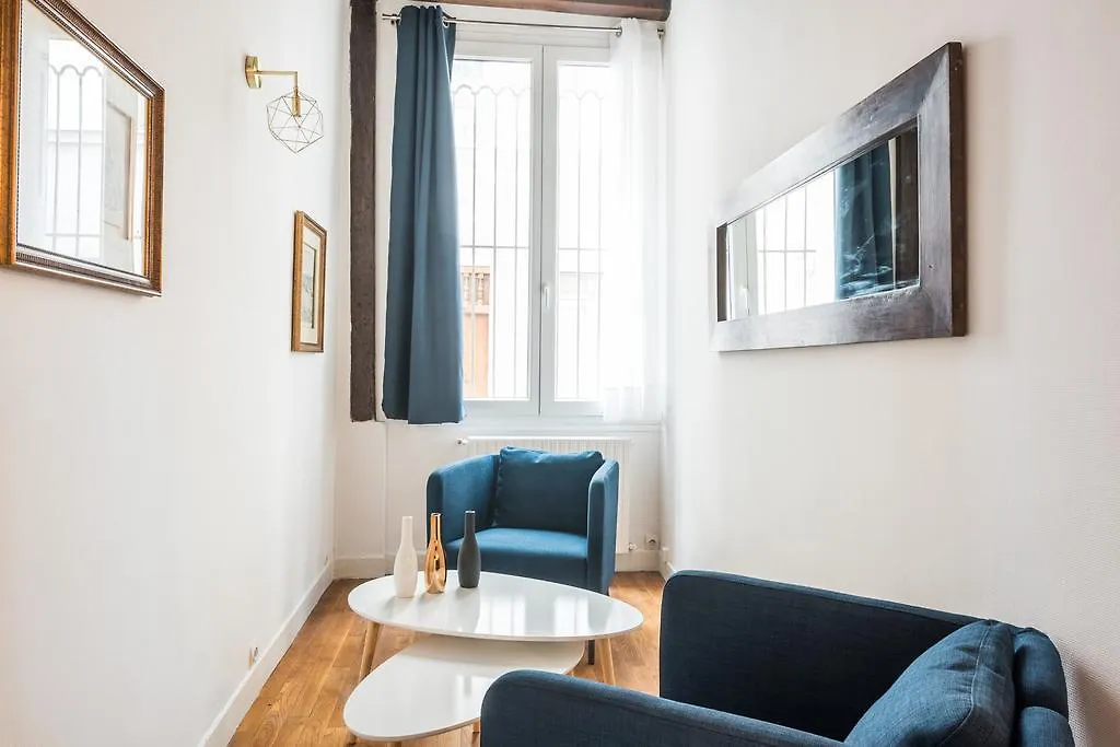 Studio Ile Saint-louis Paris