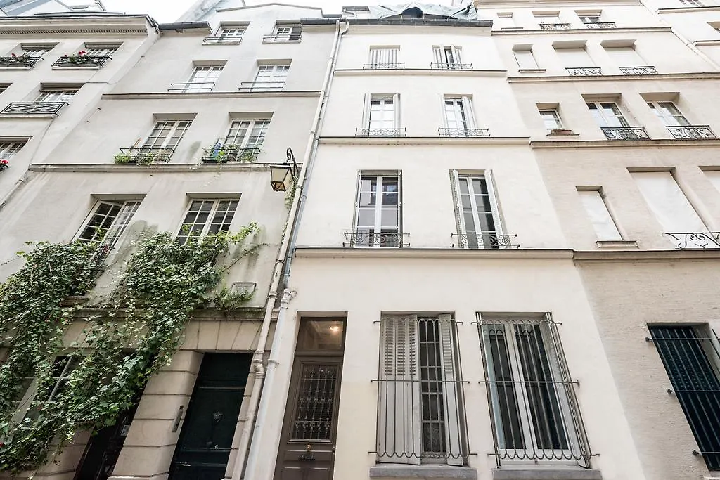 Studio Ile Saint-louis Paris